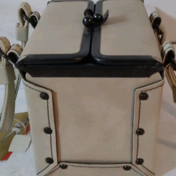 Vintage 1960's Jaclyn Inc. Tote Purse - Picture 4 of 7